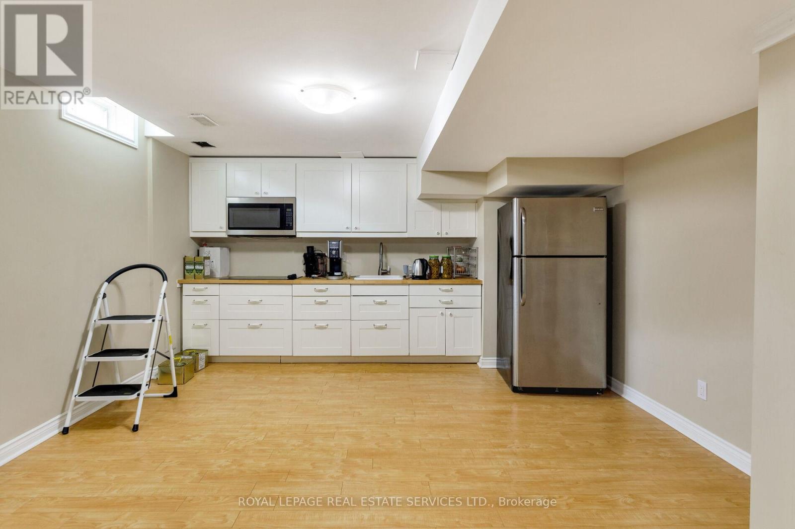 3137 Countess Crescent, Mississauga, Ontario  L5M 0E1 - Photo 35 - W12468492