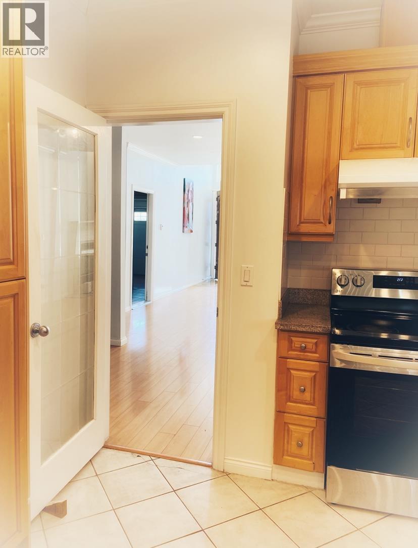 5989 Rumble Street, Burnaby, British Columbia  V5J 2C6 - Photo 16 - R3070066