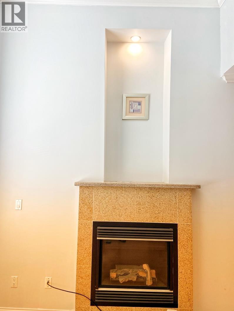 5989 Rumble Street, Burnaby, British Columbia  V5J 2C6 - Photo 8 - R3070066