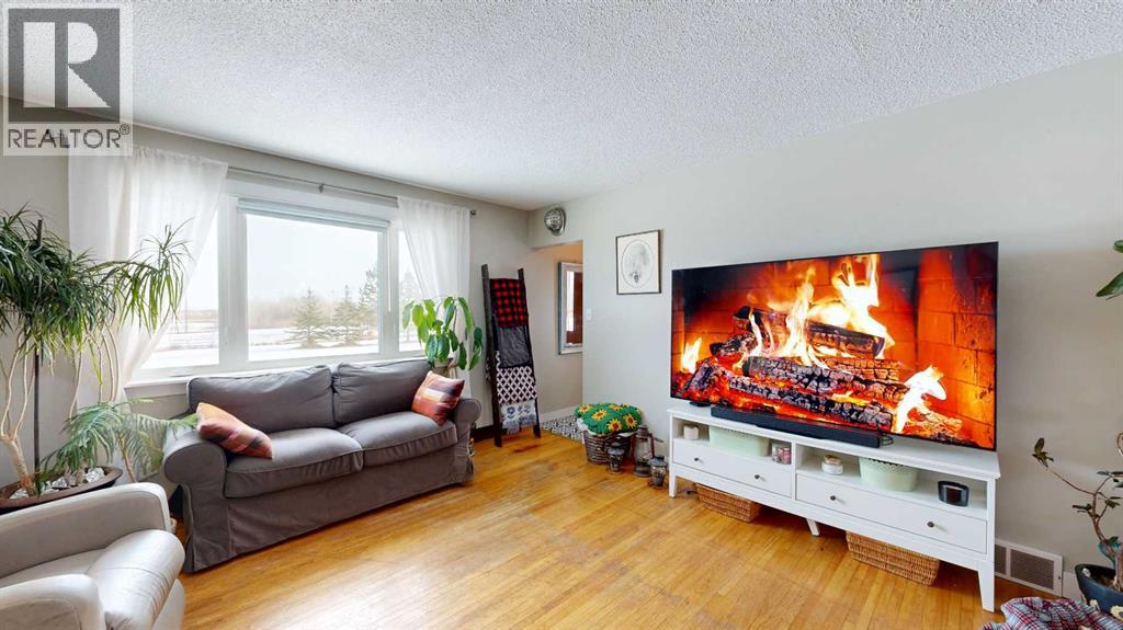 38456 Hwy  852, Rural Stettler No. 6, Alberta  T0C 1K0 - Photo 8 - A2272274