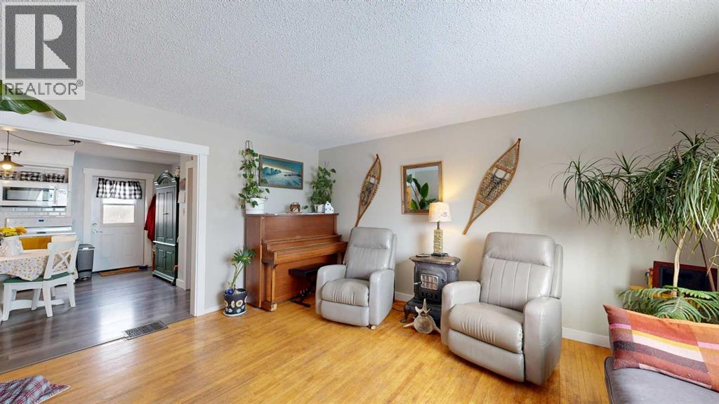 38456 Hwy  852, Rural Stettler No. 6, Alberta  T0C 1K0 - Photo 6 - A2272274