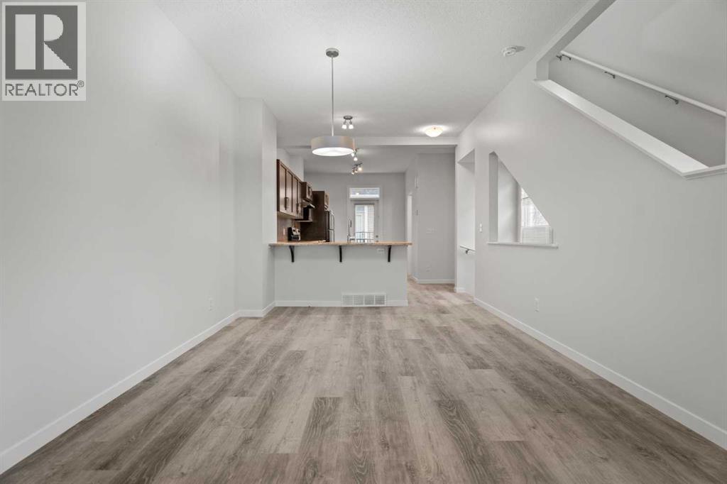 39 New Brighton Point Se, Calgary, Alberta  T2Z 1B8 - Photo 11 - A2271073