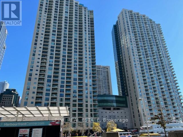 3207 - 77 Harbour Square, Toronto, Ontario  M5J 2S2 - Photo 2 - C12581832