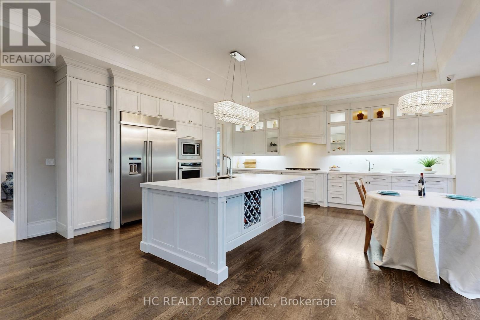 256 Park Home Avenue, Toronto, Ontario  M2R 1A3 - Photo 12 - C12581898