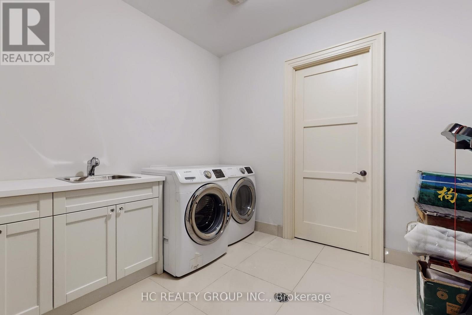 256 Park Home Avenue, Toronto, Ontario  M2R 1A3 - Photo 37 - C12581898