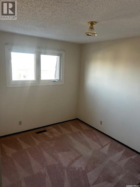 B 2002 Foley Drive, North Battleford, Saskatchewan  S9A 3G9 - Photo 10 - SK024814