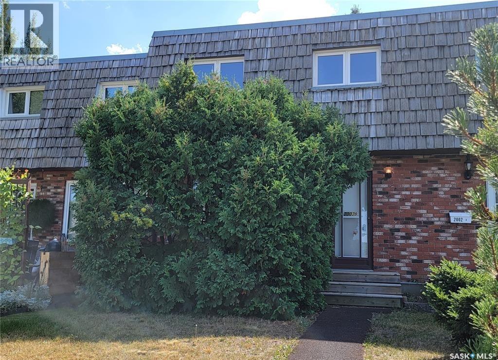 B 2002 Foley Drive, North Battleford, Saskatchewan  S9A 3G9 - Photo 2 - SK024814