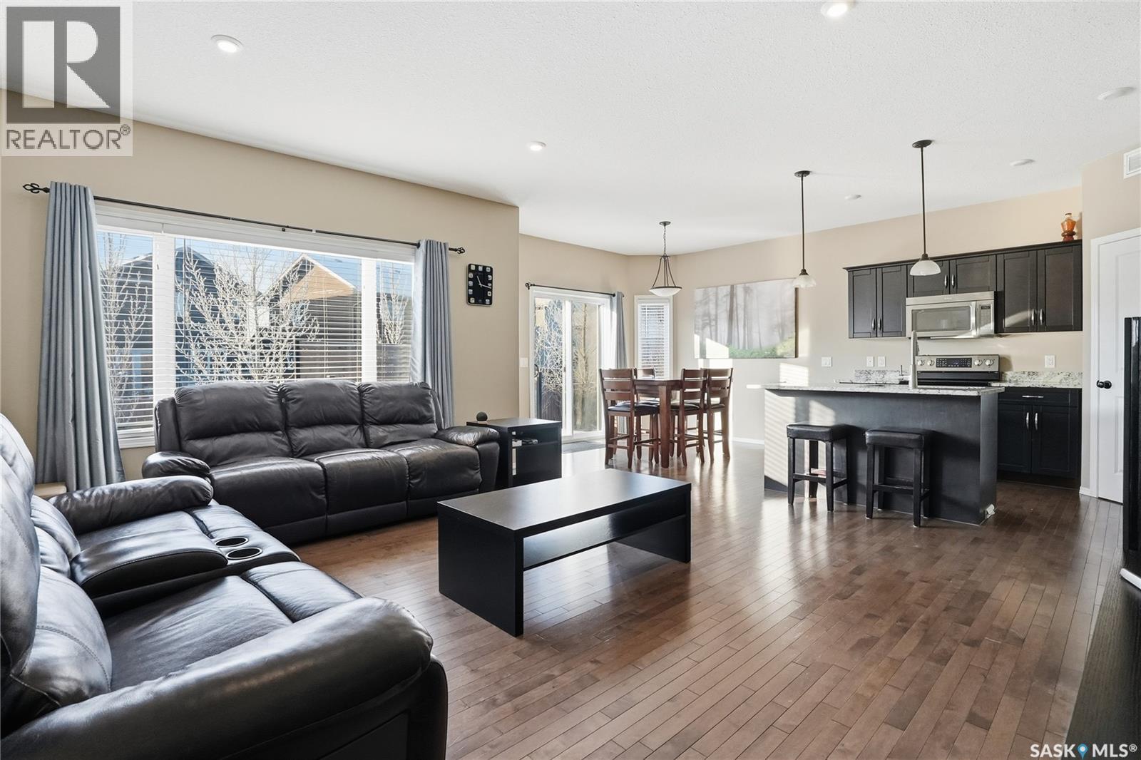 138 Lehrer Close, Saskatoon, Saskatchewan  S7R 0L3 - Photo 14 - SK024807