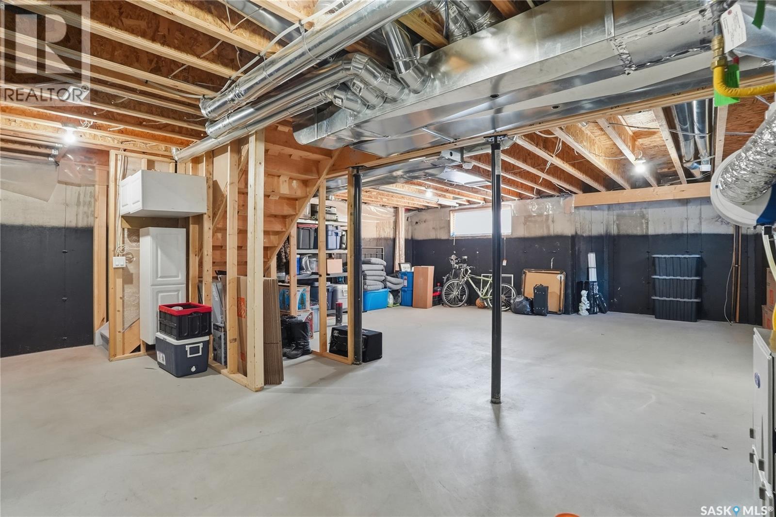 138 Lehrer Close, Saskatoon, Saskatchewan  S7R 0L3 - Photo 36 - SK024807