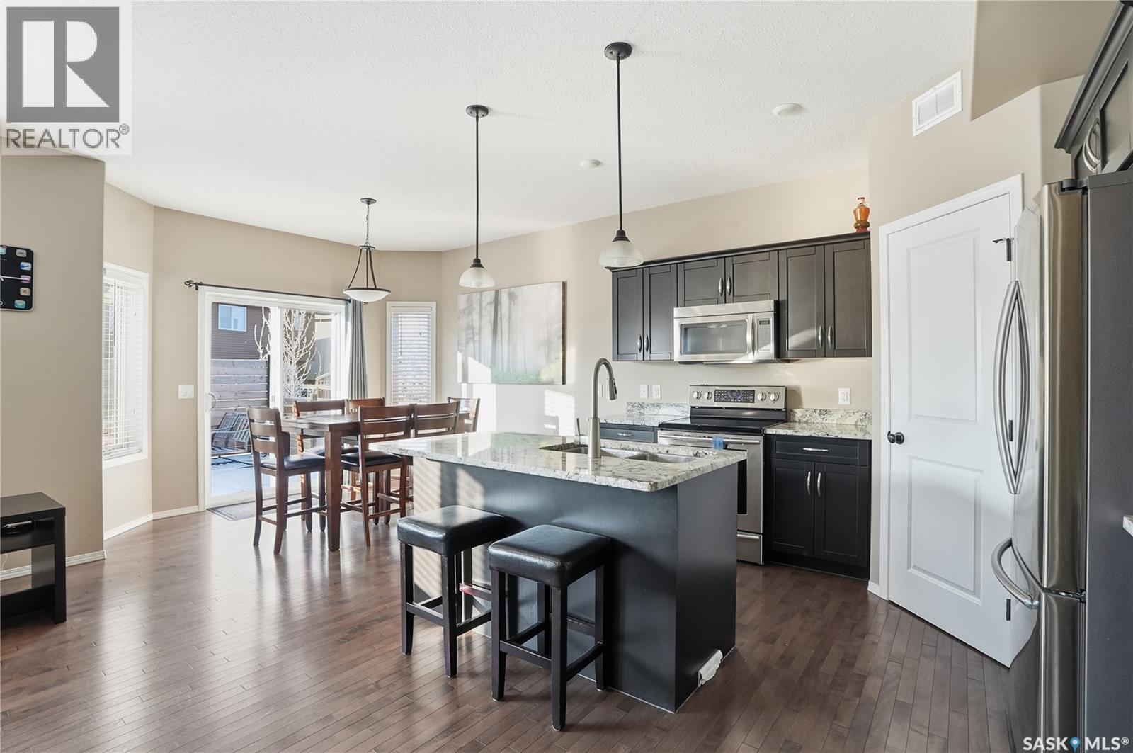 138 Lehrer Close, Saskatoon, Saskatchewan  S7R 0L3 - Photo 6 - SK024807