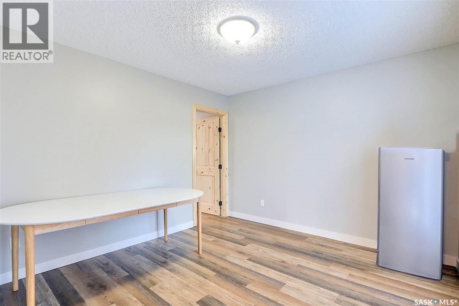 978 Fraser Place, Prince Albert, Saskatchewan  S6V 2T7 - Photo 8 - SK024766