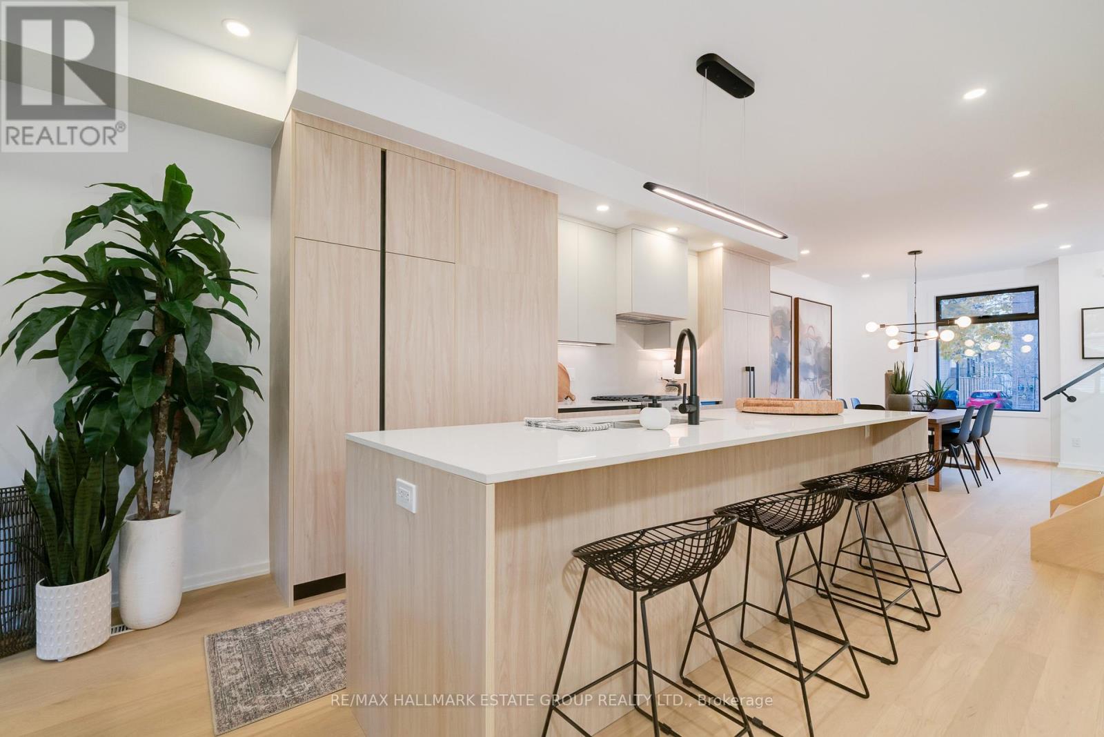 39 Lewis Street, Toronto, Ontario  M4M 2H2 - Photo 11 - E12581910