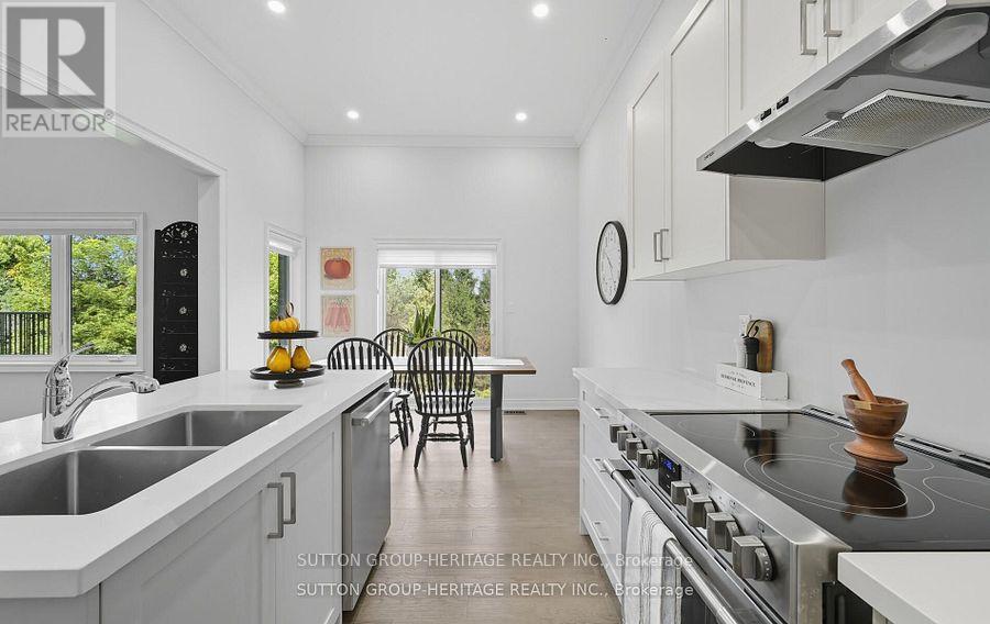 25 Ballinger Way, Uxbridge, Ontario  L9P 0R6 - Photo 17 - N12581838