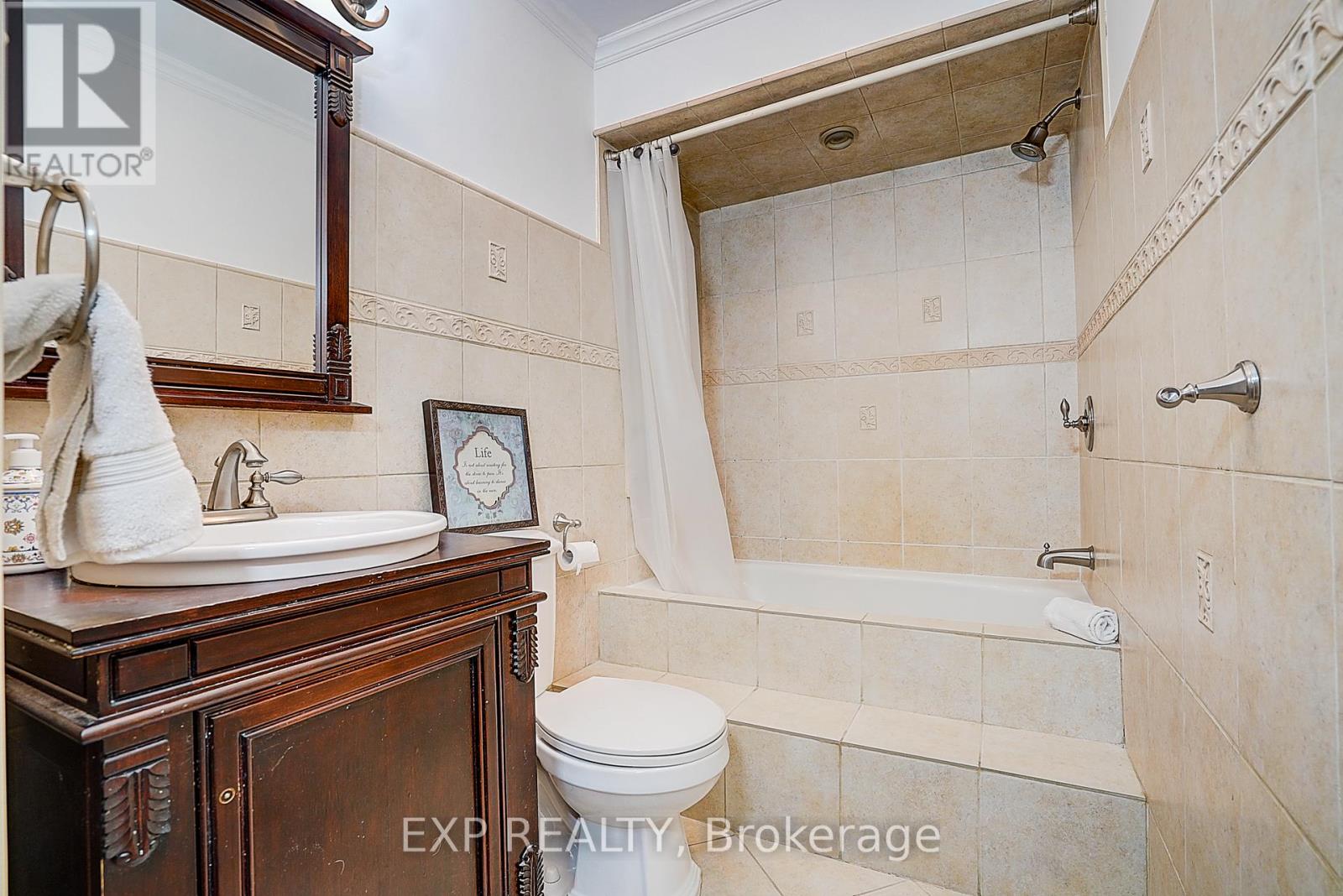 8327 Old Homestead Road, Georgina, Ontario  L0E 1N0 - Photo 22 - N12581858