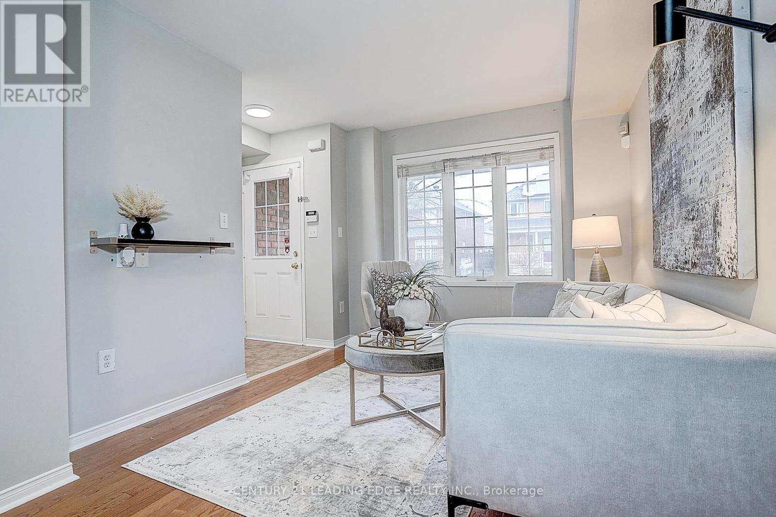 479 White's Hil Avenue, Markham, Ontario  L6B 0J8 - Photo 10 - N12581866