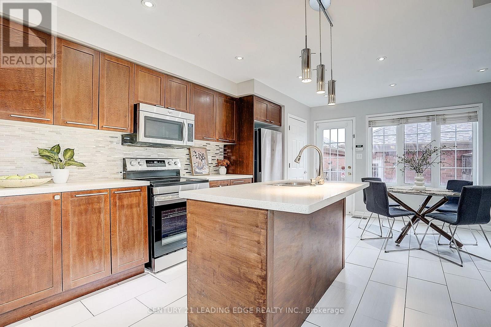 479 White's Hil Avenue, Markham, Ontario  L6B 0J8 - Photo 15 - N12581866