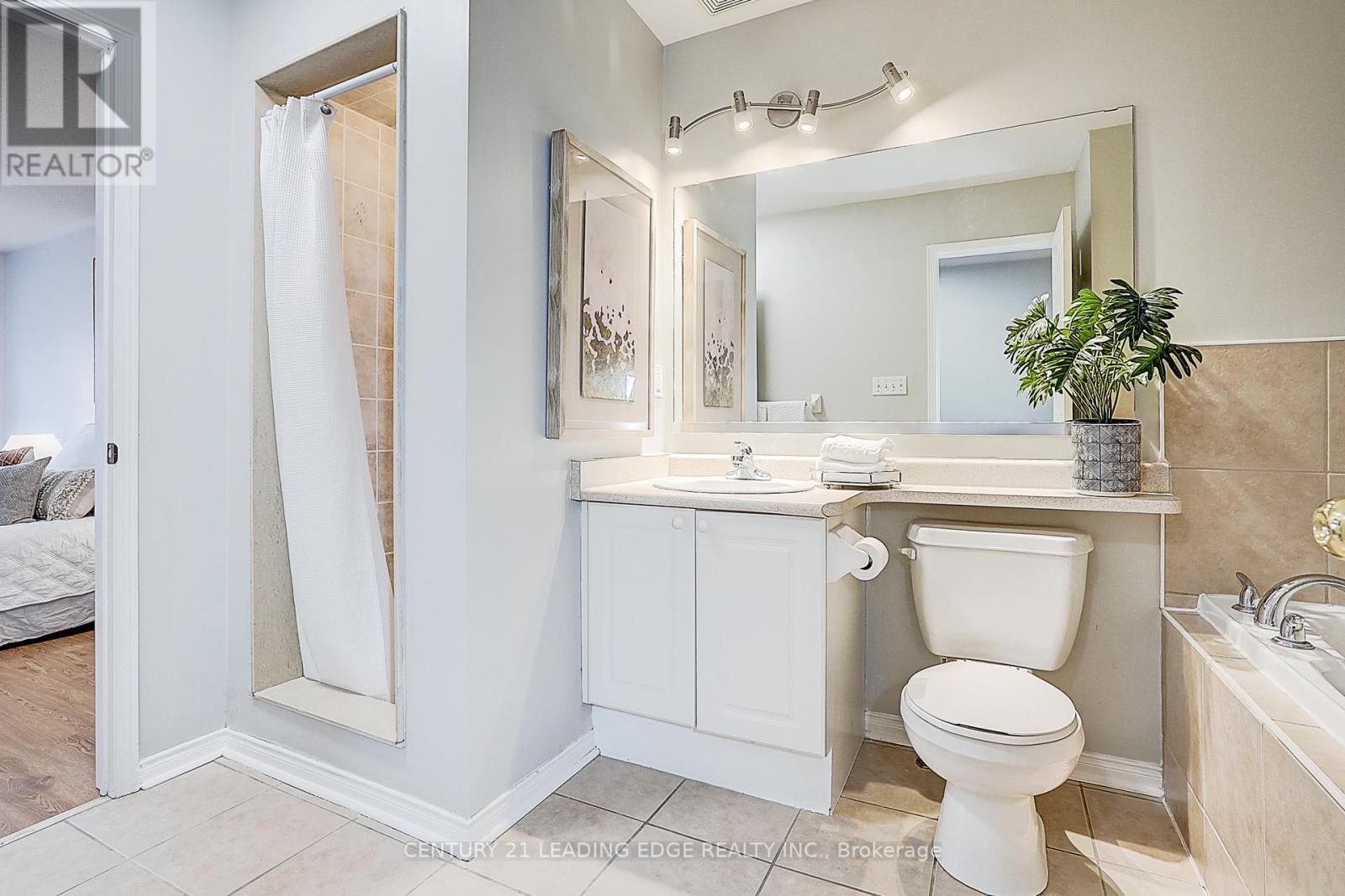 479 White's Hil Avenue, Markham, Ontario  L6B 0J8 - Photo 46 - N12581866