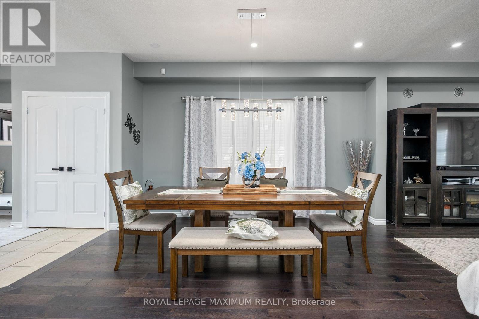 32 Battalion Drive, Essa (Angus), Ontario  L0M 1B4 - Photo 12 - N12581908