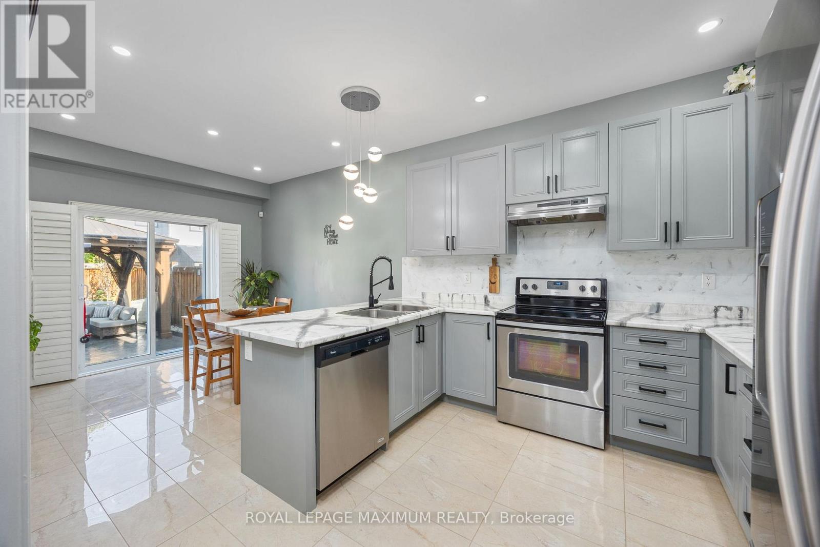 32 Battalion Drive, Essa (Angus), Ontario  L0M 1B4 - Photo 14 - N12581908