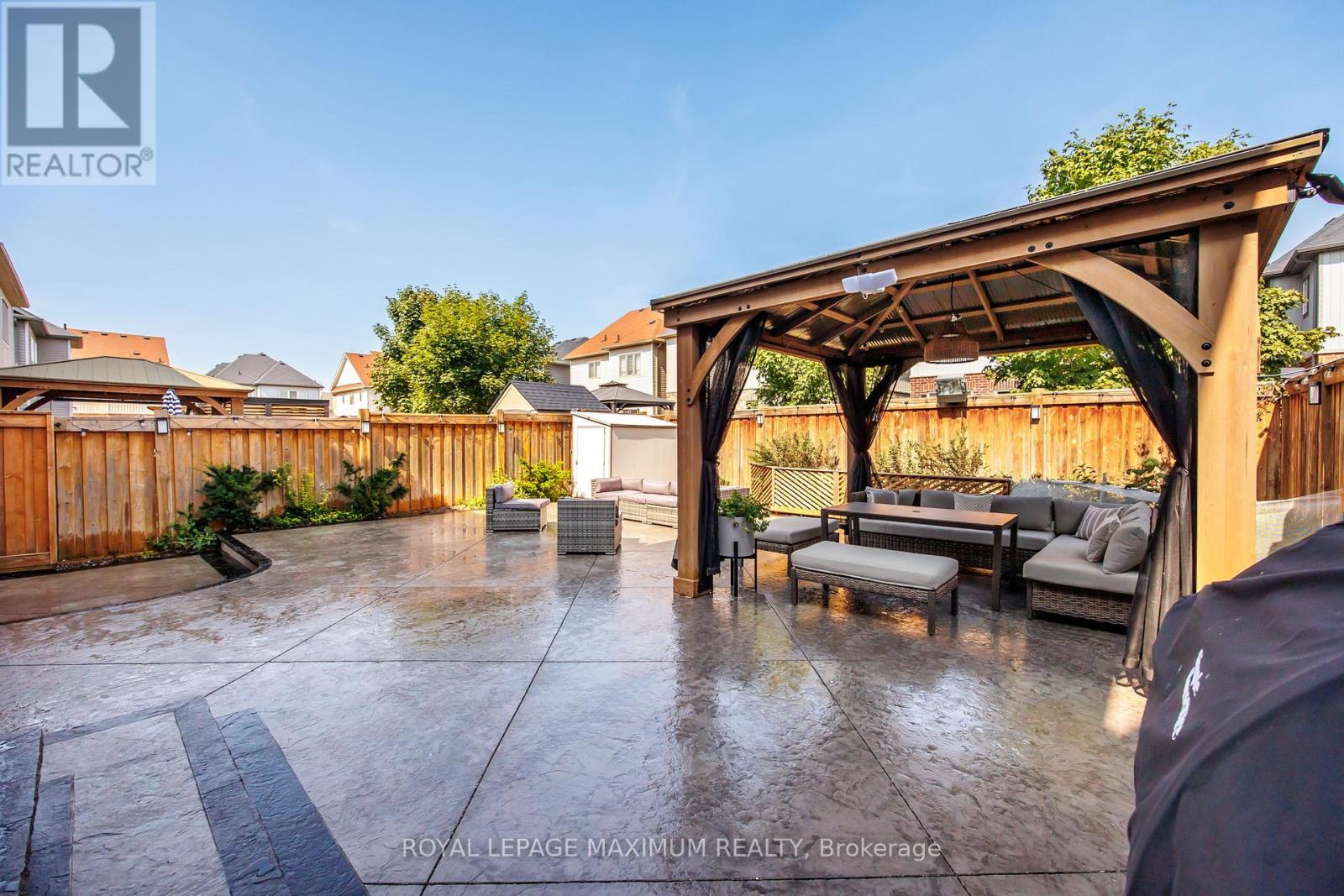 32 Battalion Drive, Essa (Angus), Ontario  L0M 1B4 - Photo 38 - N12581908