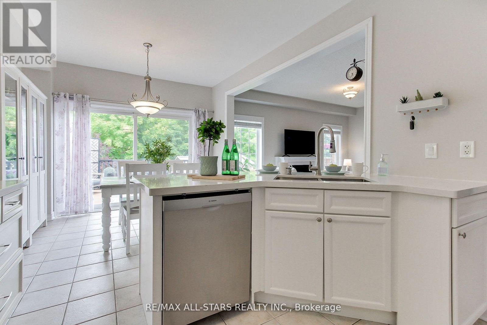 20 James Ratcliff Avenue, Whitchurch-Stouffville, Ontario  L4A 1P3 - Photo 14 - N12581914