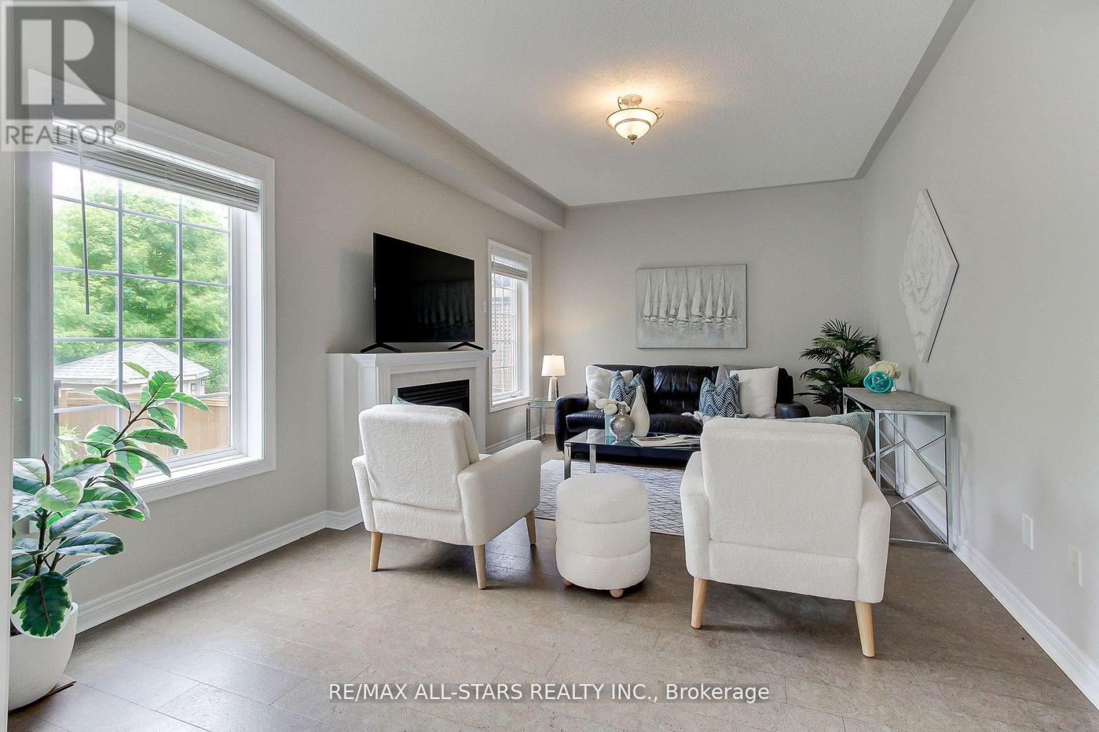 20 James Ratcliff Avenue, Whitchurch-Stouffville, Ontario  L4A 1P3 - Photo 17 - N12581914