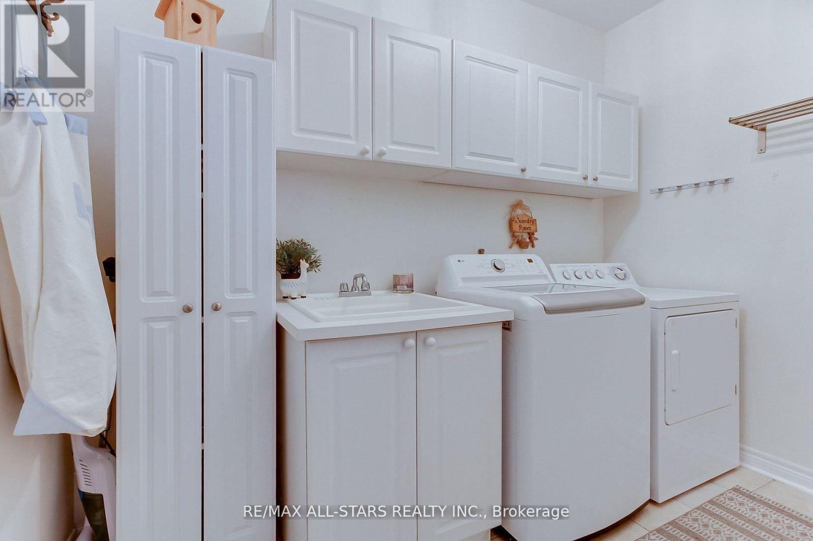 20 James Ratcliff Avenue, Whitchurch-Stouffville, Ontario  L4A 1P3 - Photo 20 - N12581914