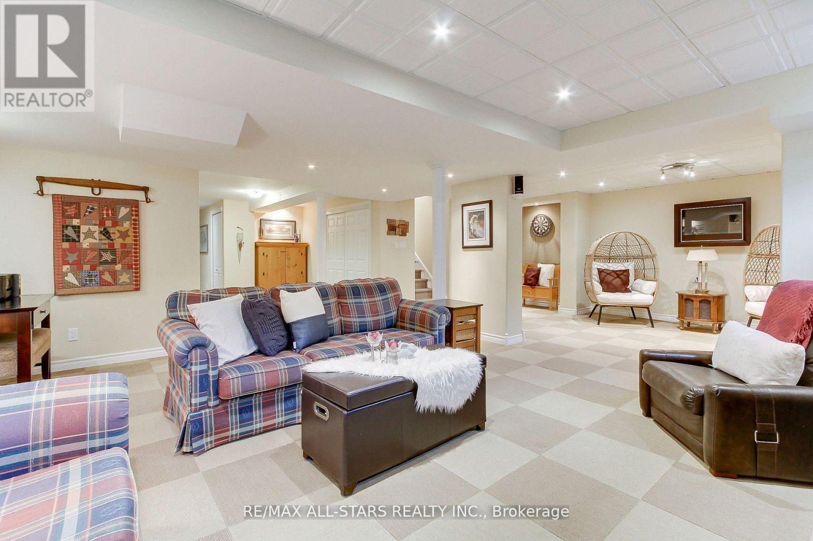 20 James Ratcliff Avenue, Whitchurch-Stouffville, Ontario  L4A 1P3 - Photo 37 - N12581914