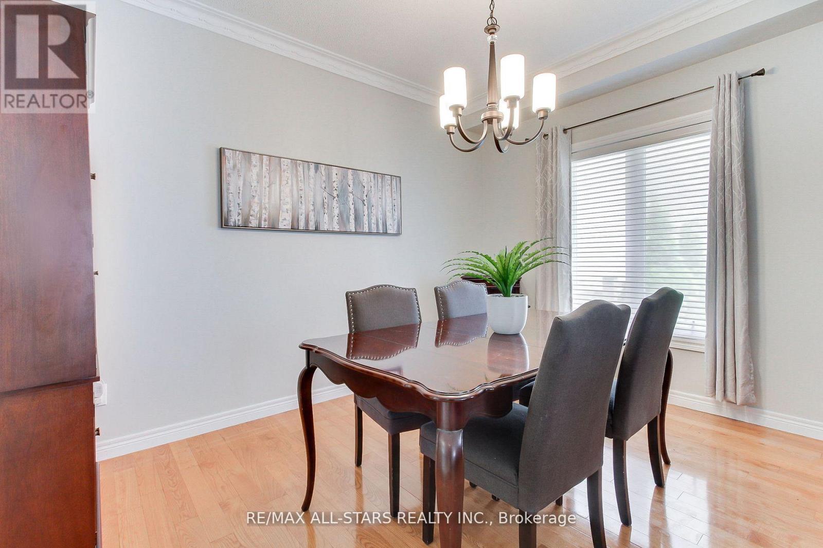 20 James Ratcliff Avenue, Whitchurch-Stouffville, Ontario  L4A 1P3 - Photo 6 - N12581914