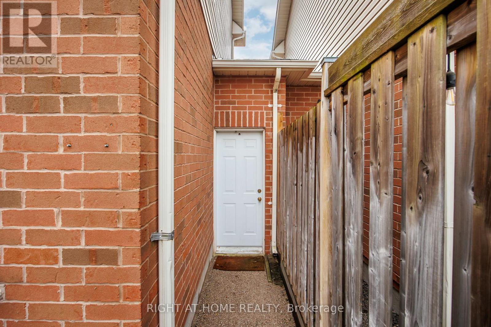 8 Diana Way, Barrie (Innis-Shore), Ontario  L4M 7H2 - Photo 29 - S12581872