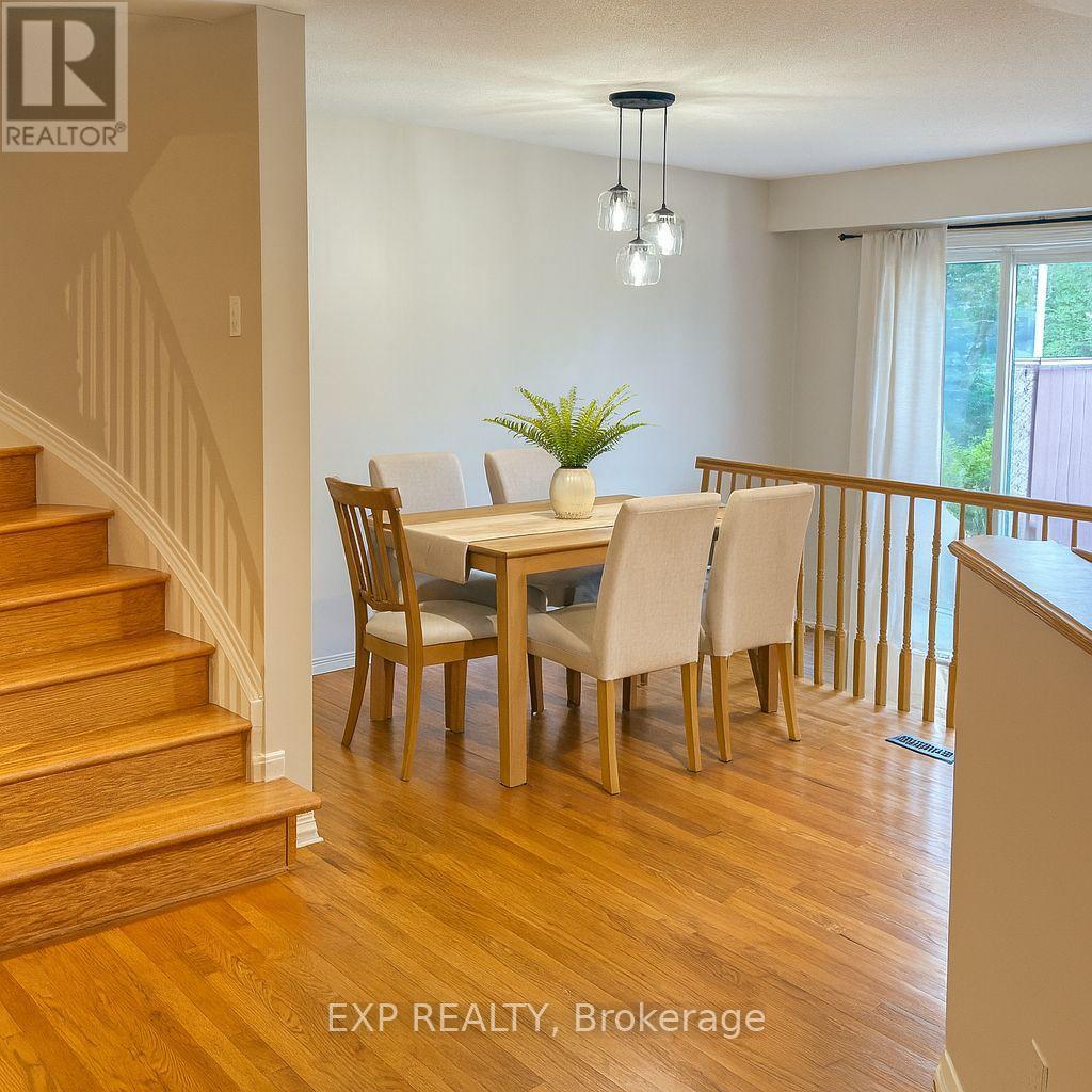 14 Drumso Street, Ottawa, Ontario  K1T 3Y2 - Photo 13 - X12581884