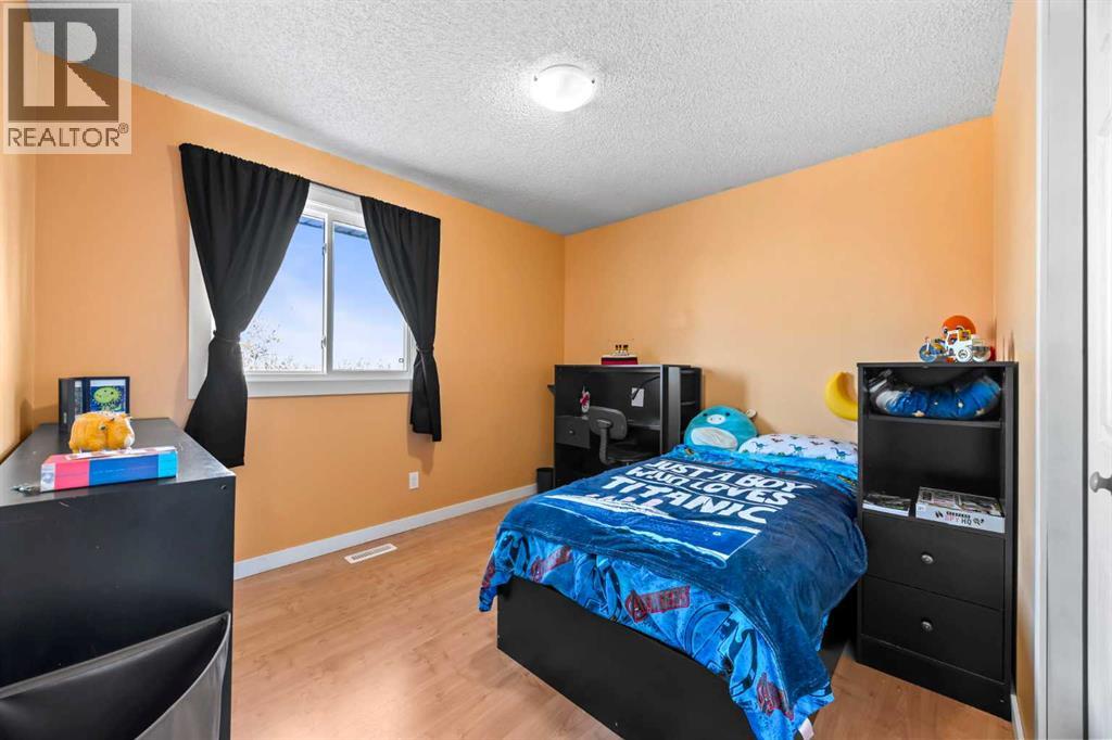 76 Bedford Circle Ne, Calgary, Alberta  T3K 1L1 - Photo 23 - A2272819