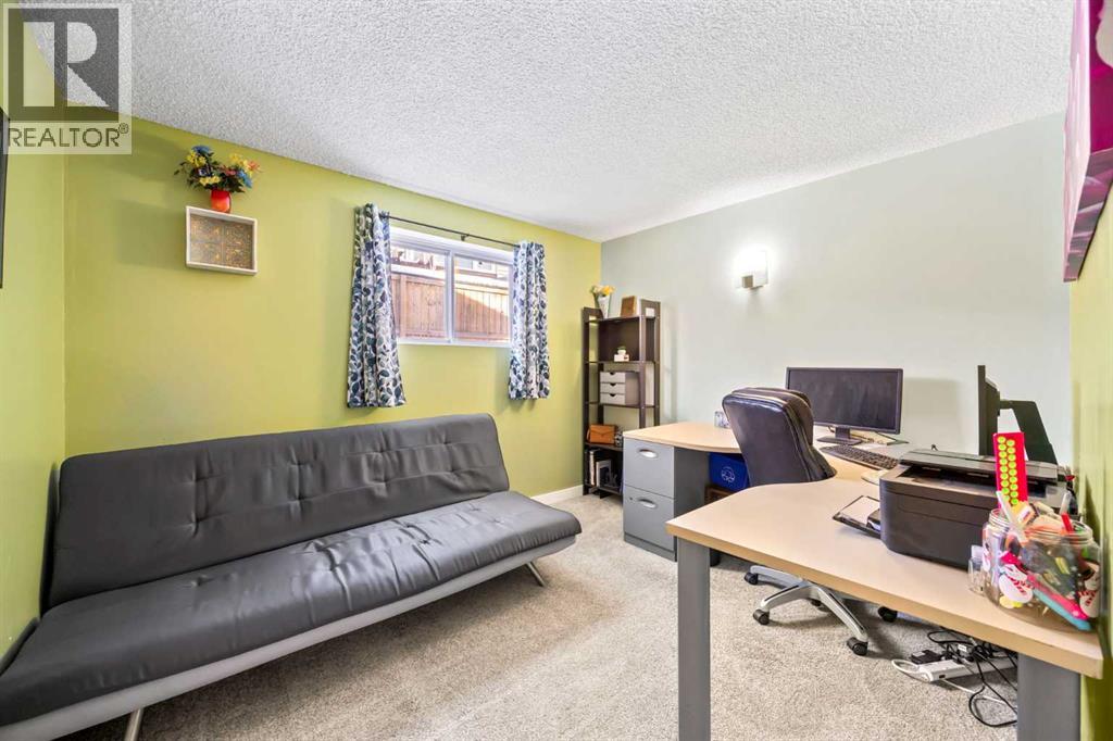 76 Bedford Circle Ne, Calgary, Alberta  T3K 1L1 - Photo 25 - A2272819