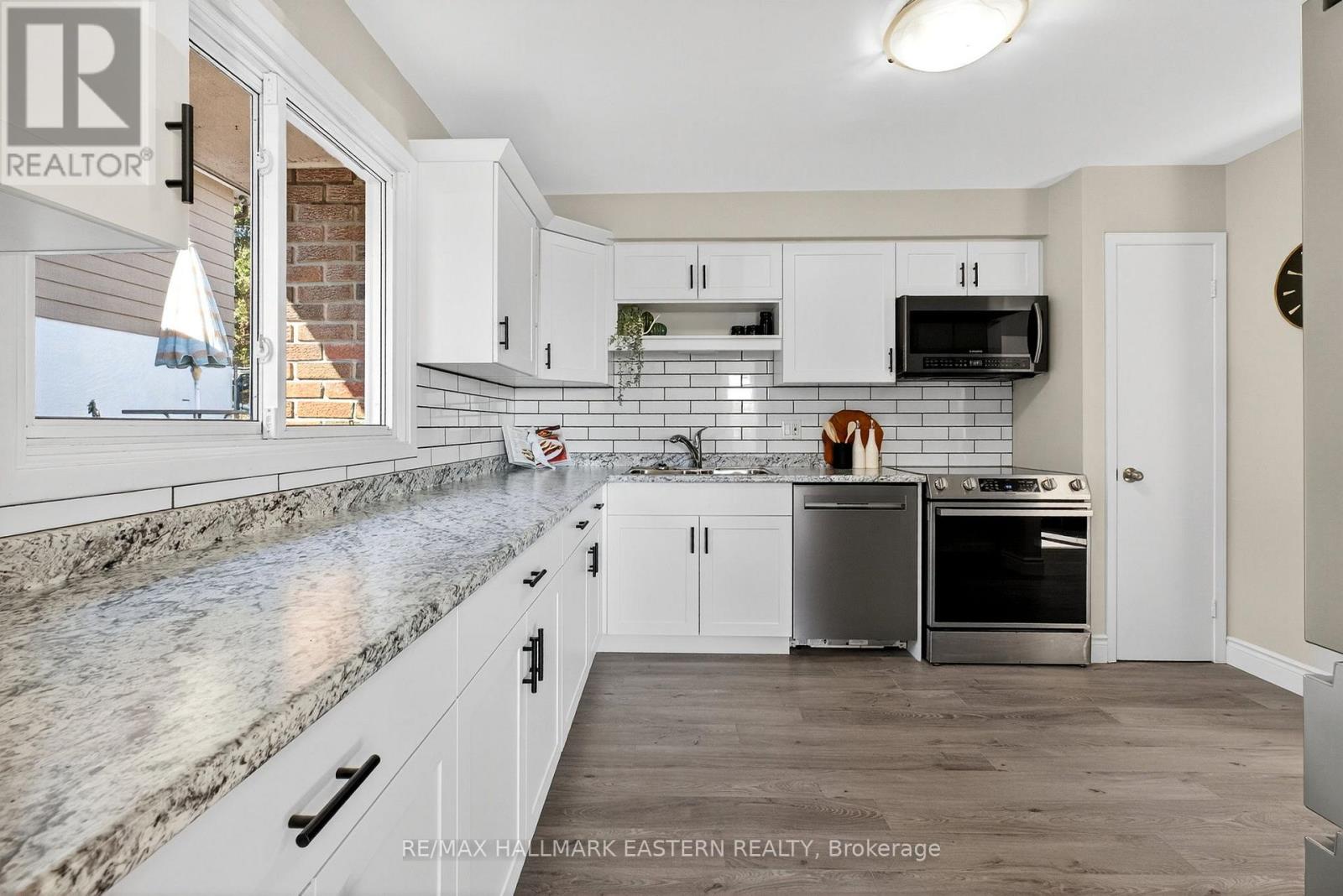 1628 Cherryhill Road, Peterborough, Ontario  K9K 1A8 - Photo 15 - X12581988