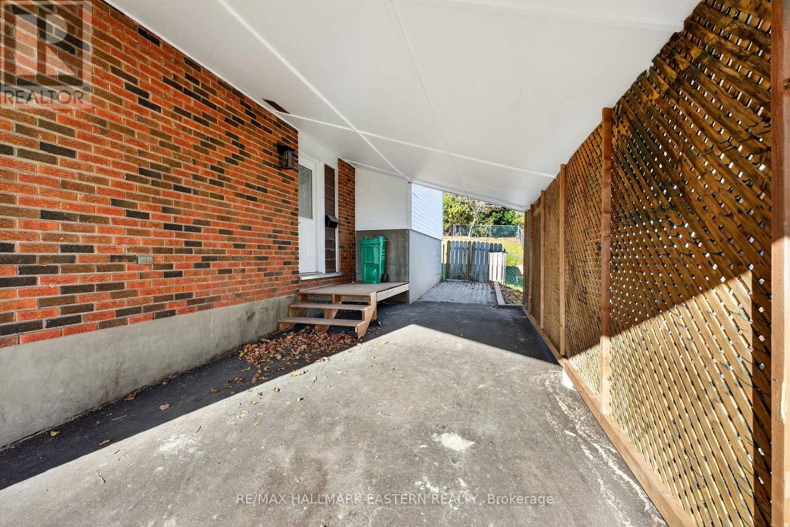 1628 Cherryhill Road, Peterborough, Ontario  K9K 1A8 - Photo 6 - X12581988