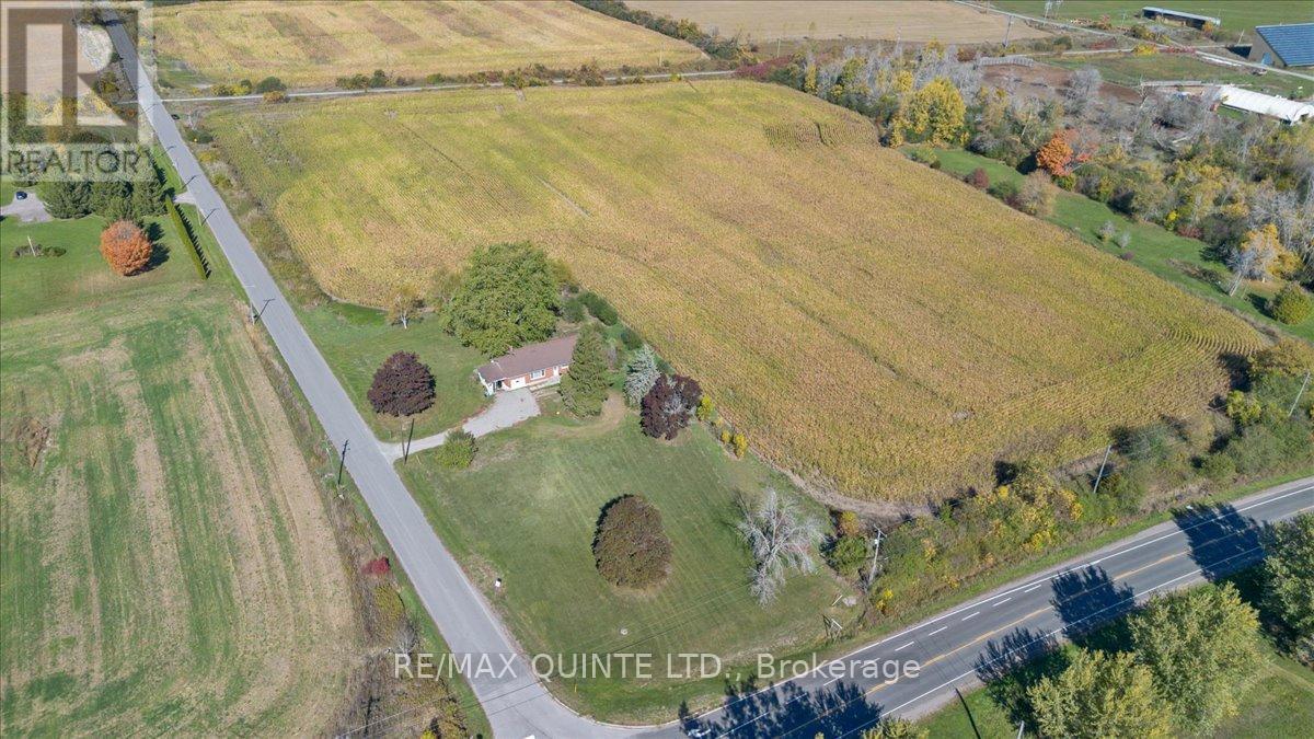 18 Conley Road, Prince Edward County, Ontario  K0K 1G0 - Photo 6 - X12582004