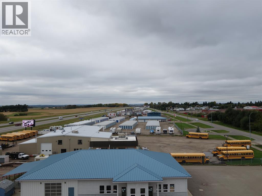 4504 42 Avenue, Innisfail, Alberta  T4G 1P6 - Photo 5 - A2258642