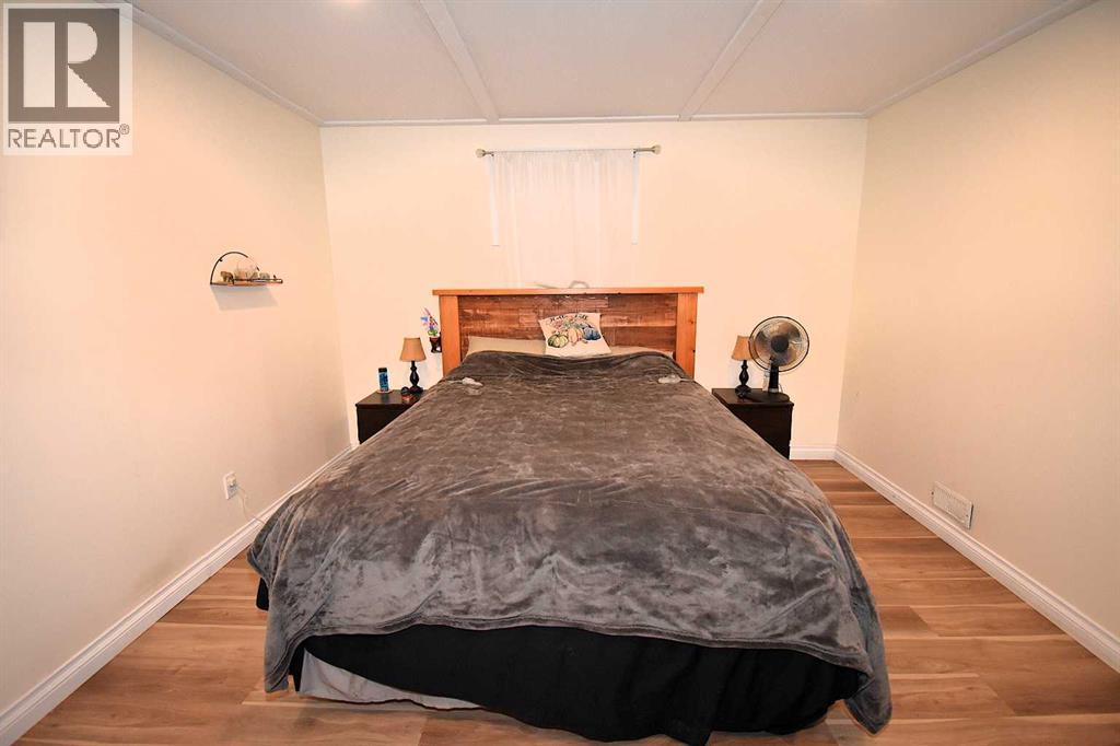 121 Chetamon Drive, Hinton, Alberta  T7V 1G1 - Photo 15 - A2269384