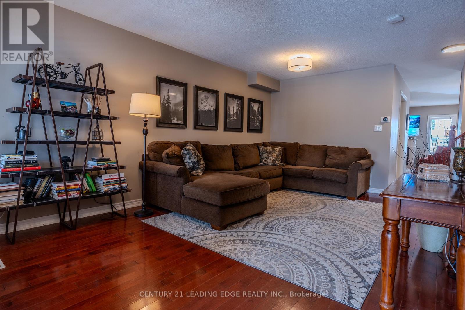 23 Northgrove Crescent, Whitby, Ontario  L1M 2M9 - Photo 3 - E12581950