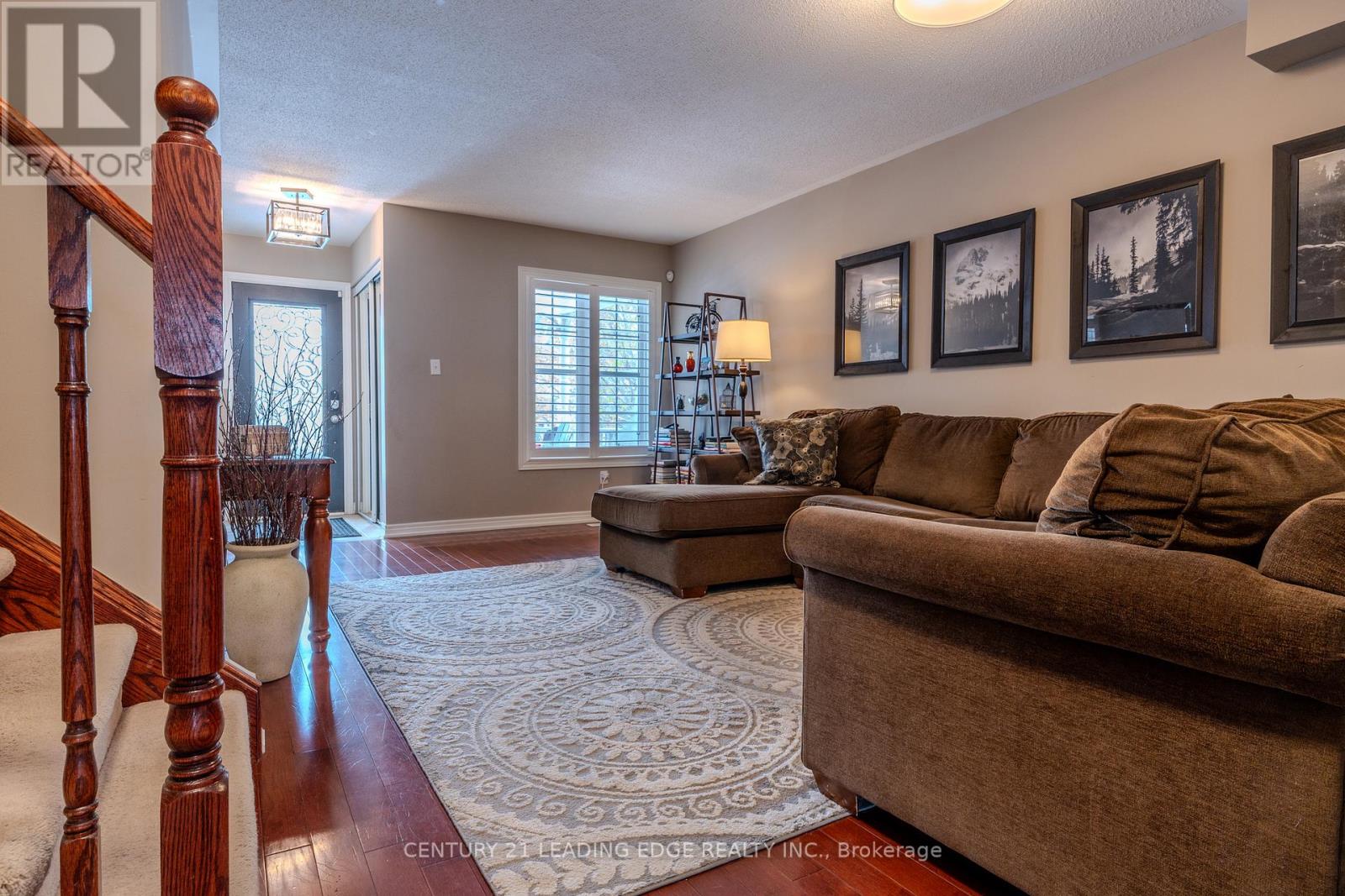 23 Northgrove Crescent, Whitby, Ontario  L1M 2M9 - Photo 5 - E12581950