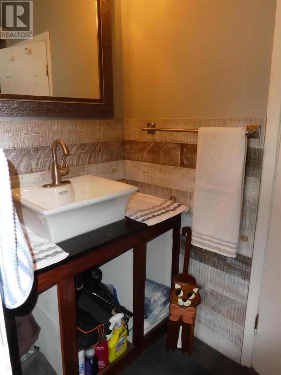 337 Garnet Dr, Beardmore, Ontario  P0T 1G0 - Photo 24 - TB252531