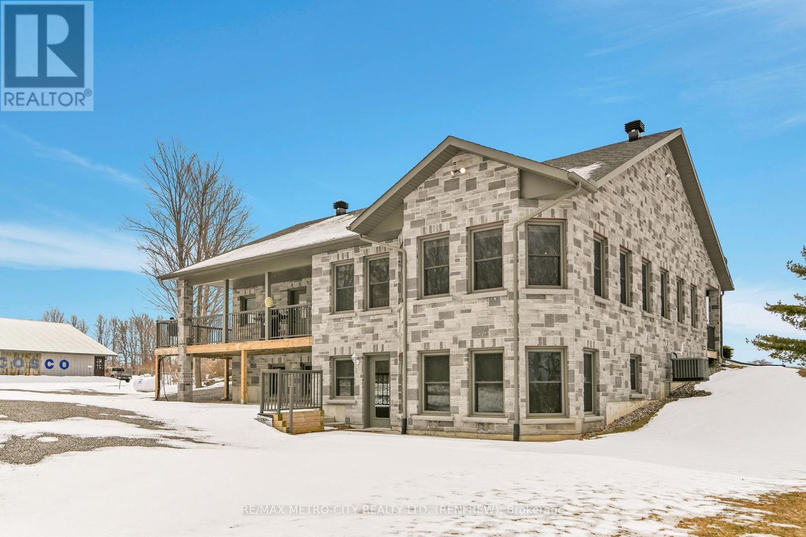 3280 Burnstown Road, Horton, Ontario  K7V 3Z9 - Photo 3 - X12582104