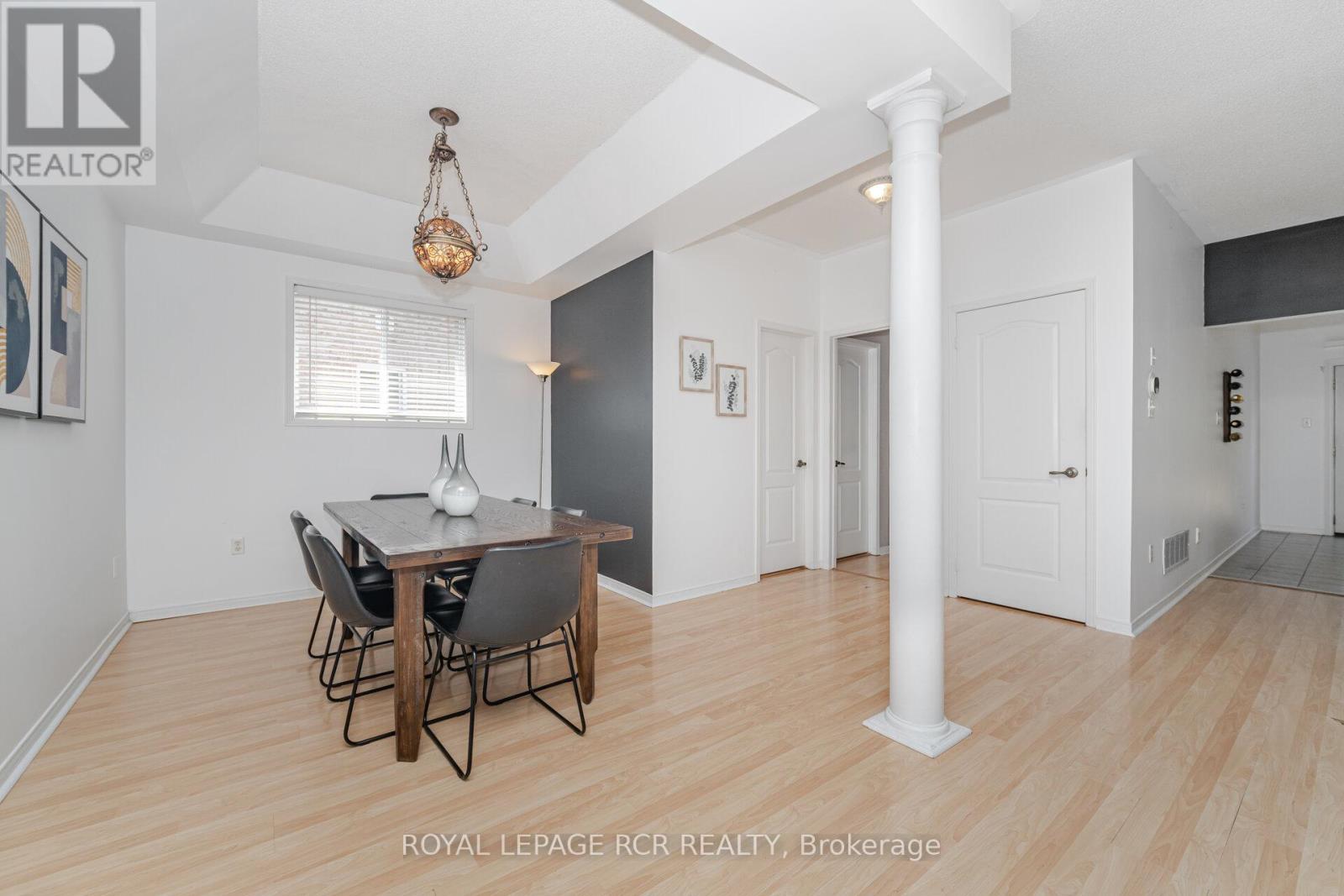 119 Sundridge Street, Brampton, Ontario  L7A 1J8 - Photo 9 - W12581886