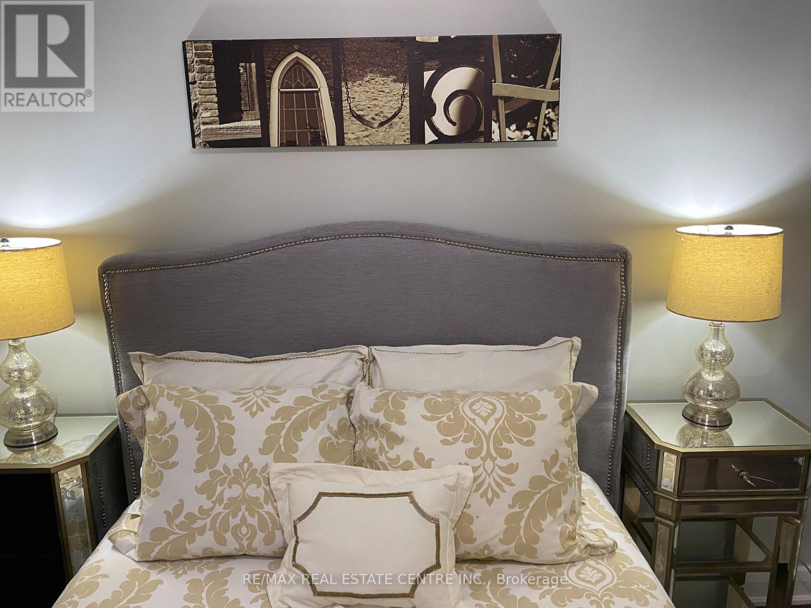 30 Pine Avenue N, Mississauga, Ontario  L5H 2P9 - Photo 17 - W12581894