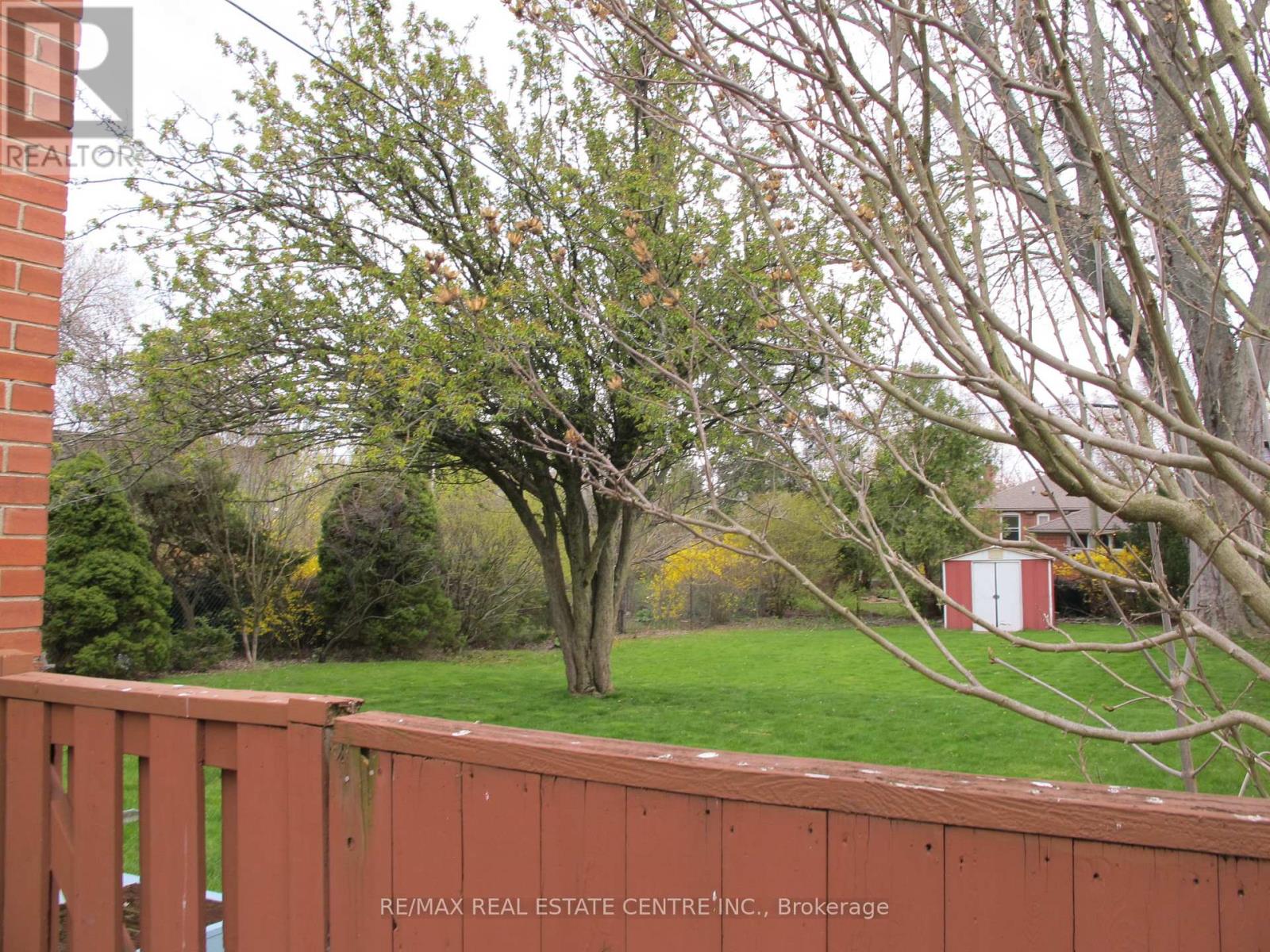 30 Pine Avenue N, Mississauga, Ontario  L5H 2P9 - Photo 24 - W12581894