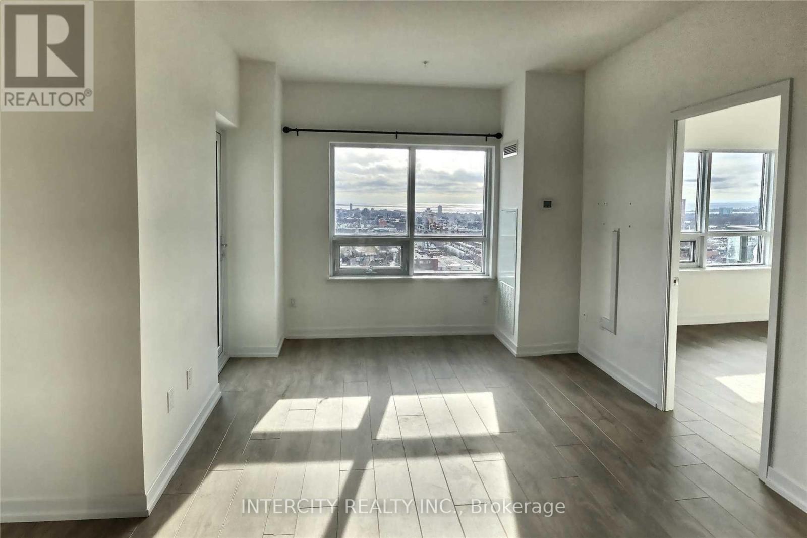 2504 - 1410 Dupont Street, Toronto, Ontario  M6H 0B6 - Photo 3 - W12581922