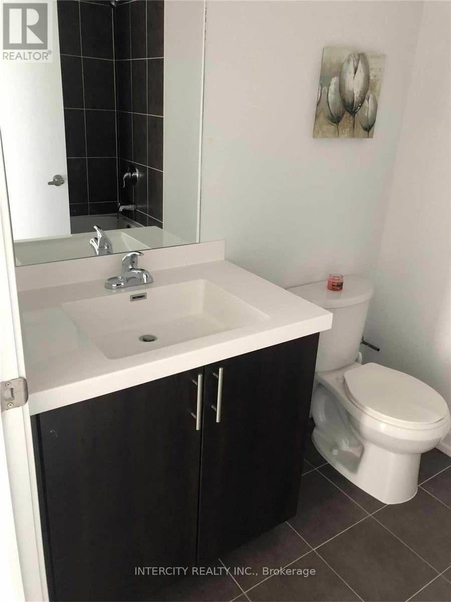 2504 - 1410 Dupont Street, Toronto, Ontario  M6H 0B6 - Photo 9 - W12581922