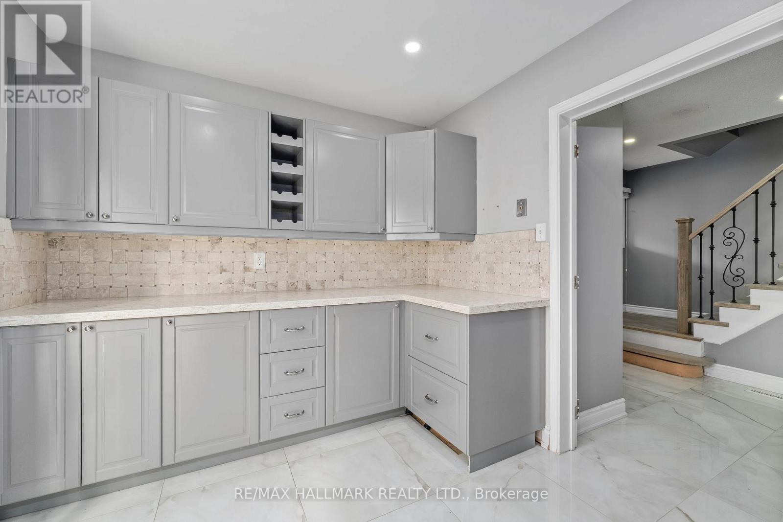 62 Bramhall Circle, Brampton, Ontario  L6V 2G4 - Photo 14 - W12581942