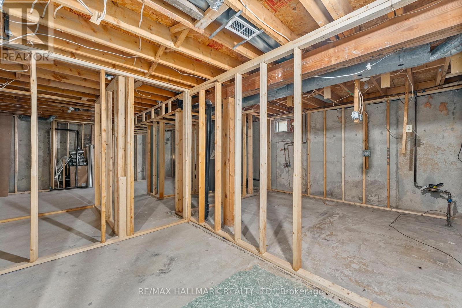 62 Bramhall Circle, Brampton, Ontario  L6V 2G4 - Photo 19 - W12581942