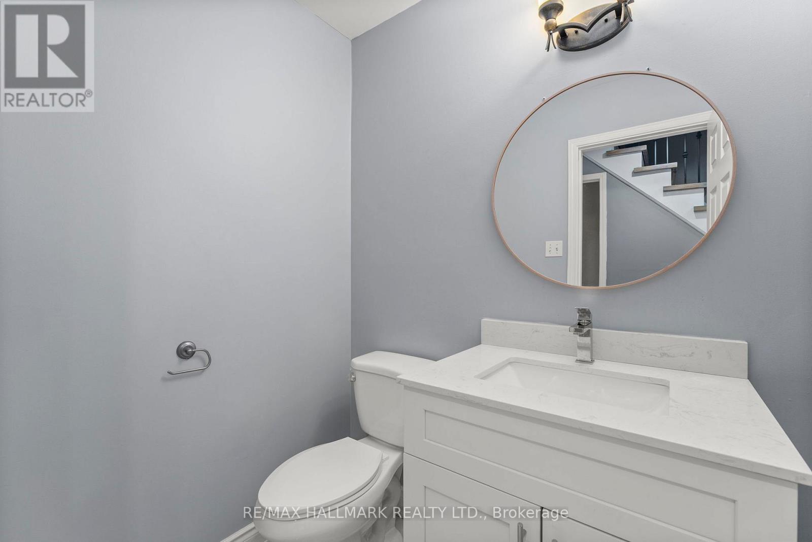 62 Bramhall Circle, Brampton, Ontario  L6V 2G4 - Photo 5 - W12581942